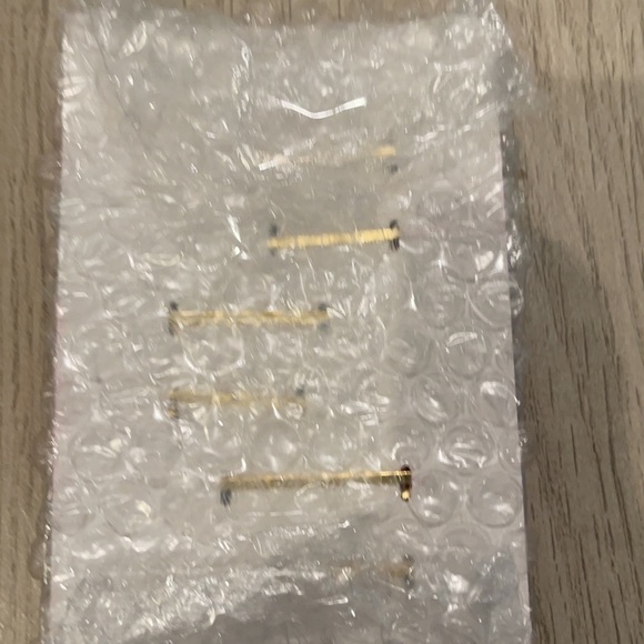 NEW Lilly Pulitzer Hair Pin Set - Picture 6 of 6